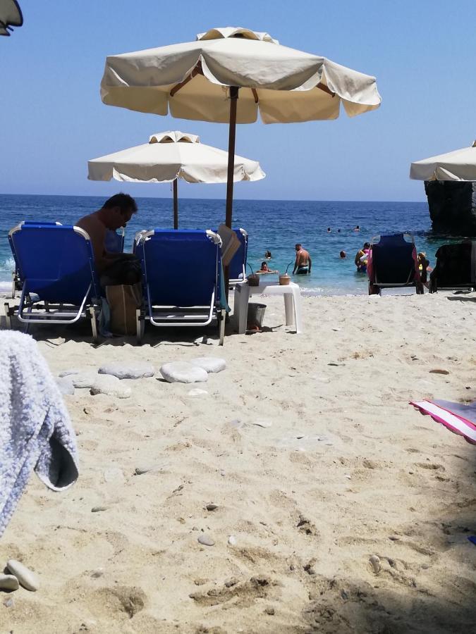 Apartment By The Sea,Neoi Epivates Beach, Thessaloniki 네오이 에피바타이 외부 사진