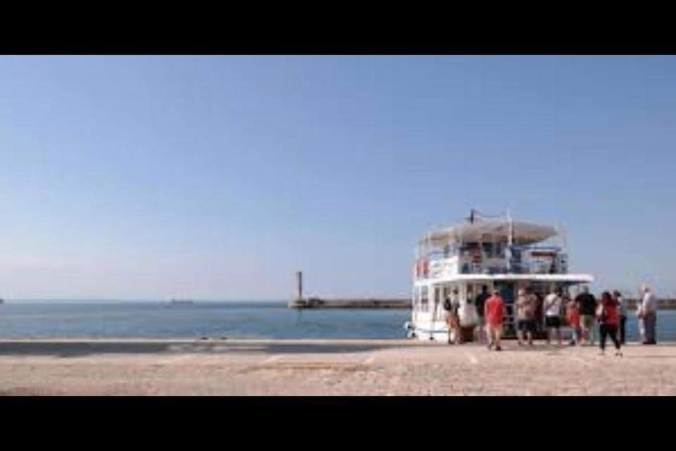 Apartment By The Sea,Neoi Epivates Beach, Thessaloniki 네오이 에피바타이 외부 사진